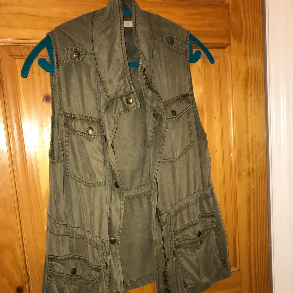 Green vest